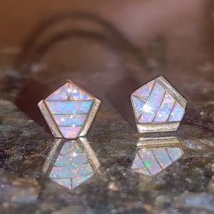 Opal studd earrings in 14k GOLD